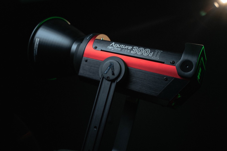Aputure 300D II Light